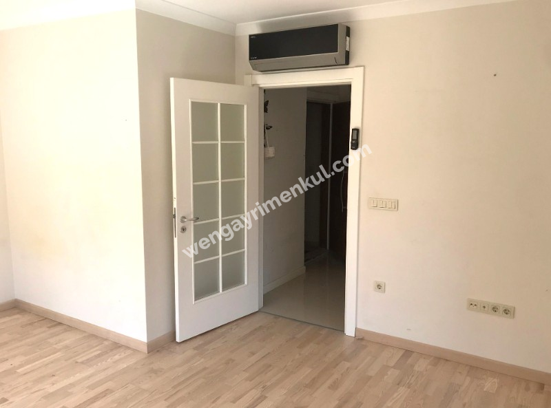 KOZYATAĞI ŞENESENEVLER MİNİBÜS CADDESİ 1.PARALEL FORSA SK 2+1
