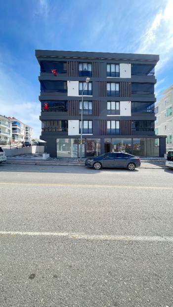 Güvenay - Çorum Mehmet Akif Ersoy 1. Cadde Üzeri Kiralık Dükkan  