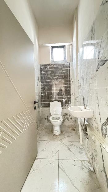 Güvenay - Çorum Mehmet Akif Ersoy 1. Cadde Üzeri Kiralık Dükkan  