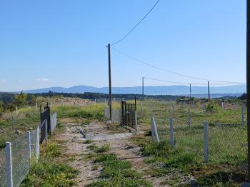 GÜVENAY - ÇORUM BARAJI KUZEYİ 320 M² SATILIK BAHÇE