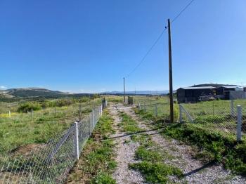 GÜVENAY - ÇORUM BARAJI KUZEYİ 320 M² SATILIK BAHÇE