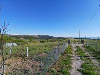 GÜVENAY - ÇORUM BARAJI KUZEYİ 320 M² SATILIK BAHÇE