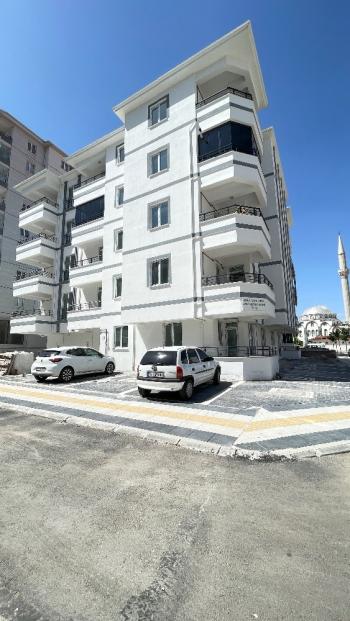 GÜVENAY - ÇORUM Ulukavak İkizler Benzinliği Arkası'nda Lüks 3+1 Satılık Daire!