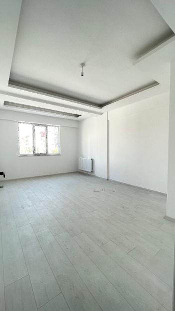 GÜVENAY - ÇORUM Ulukavak İkizler Benzinliği Arkası'nda Lüks 3+1 Satılık Daire!