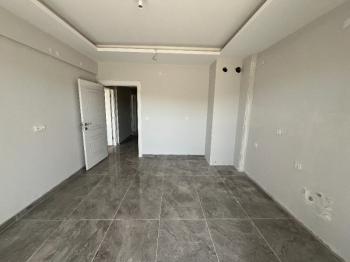 KAHVECİOĞLU EMLAK'DAN YEŞİLYURT MAH SATILIK DAİRE 4+1