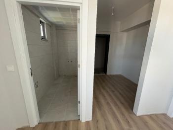 KAHVECİOĞLU EMLAK'DAN YEŞİLYURT MAH SATILIK DAİRE 4+1