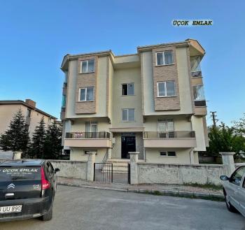 AFYON ÜÇOK EMLAKTAN KANLICA MAH SATILIK 2+1 BAKIMLI TEMİZ DAİRE