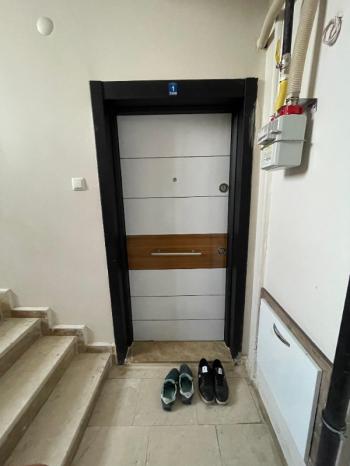 AFYON ÜÇOK EMLAKTAN KANLICA MAH SATILIK 2+1 BAKIMLI TEMİZ DAİRE