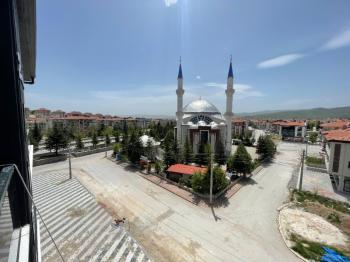 AFYON ÜÇOK EMLAKTAN KANLICA MAH SATILIK SIFIR GÜNEY CEPHE LÜX DAİRE
