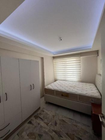 AFYON ÜÇOK EMLAKTAN KURTULUŞ CAD ÜZERİ KİRALIK EŞYALI LÜX DAİRE
