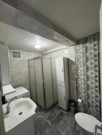 AFYON ÜÇOK EMLAKTAN KURTULUŞ CAD ÜZERİ KİRALIK EŞYALI LÜX DAİRE