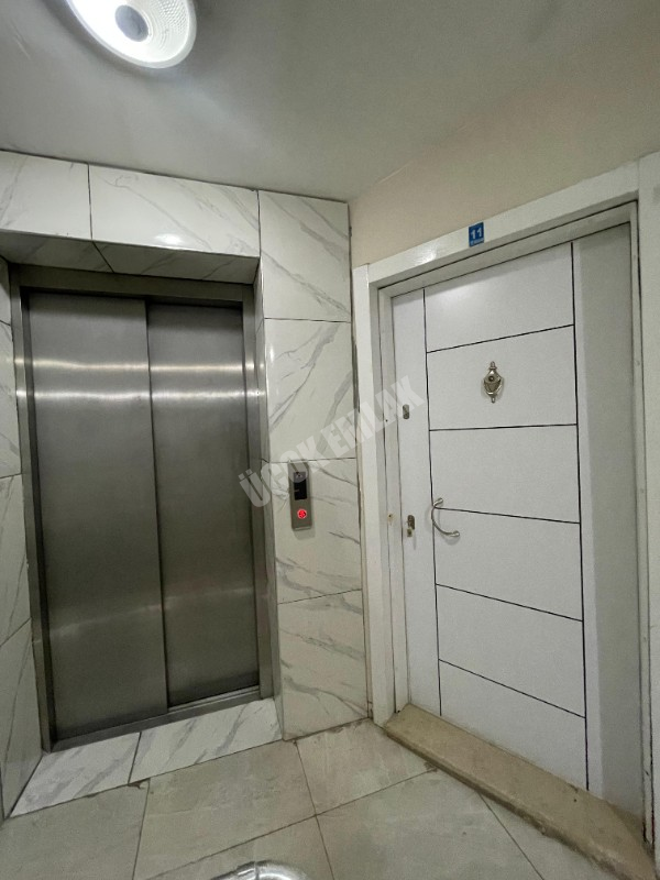 AFYON ÜÇOK EMLAKTAN ERENLER MAH SATILIK 3+0 DAİRE