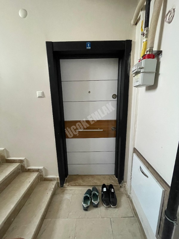 AFYON ÜÇOK EMLAKTAN KANLICA MAH SATILIK 2+1 BAKIMLI TEMİZ DAİRE