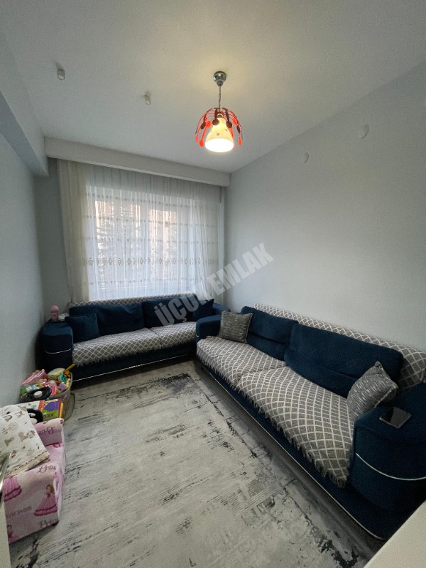 AFYON ÜÇOK EMLAKTAN KANLICA MAH SATILIK 2+1 BAKIMLI TEMİZ DAİRE