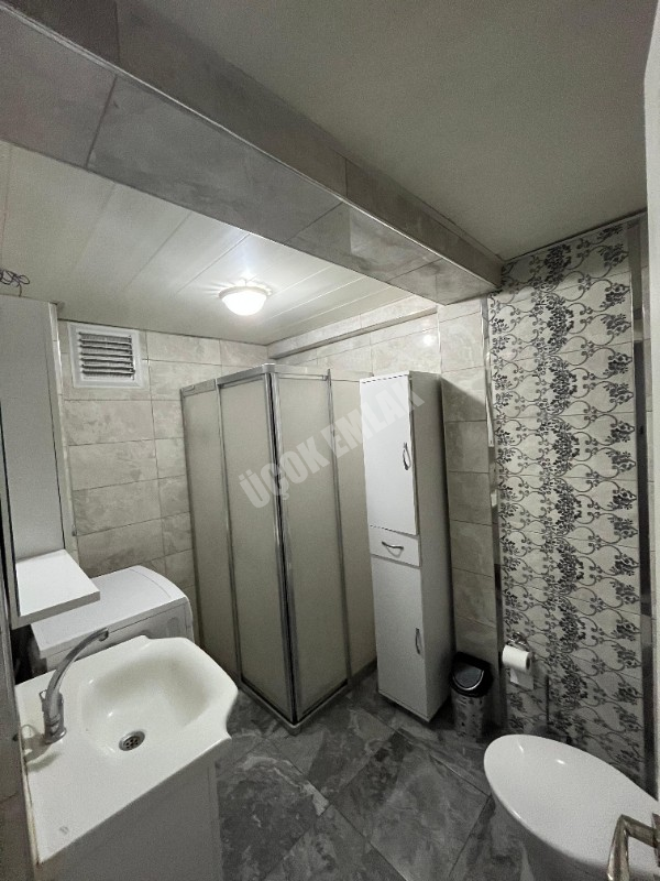 AFYON ÜÇOK EMLAKTAN KURTULUŞ CAD ÜZERİ KİRALIK EŞYALI LÜX DAİRE