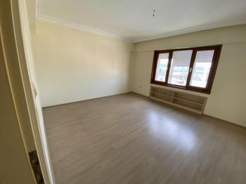 KARTAL, PETROL İŞ MH - YAKUTLAR SİTESİ , 3 + 1, NET 120 M², ELEKTRİKLİ ARAÇ ŞARJ İSTASYONLU KİRALIK DAİRE