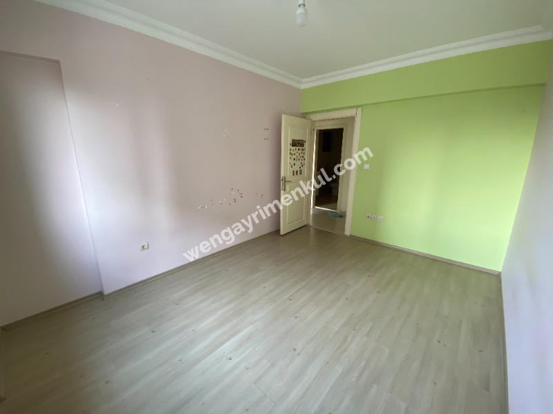 KARTAL, PETROL İŞ MH - YAKUTLAR SİTESİ , 3 + 1, NET 120 M², ELEKTRİKLİ ARAÇ ŞARJ İSTASYONLU KİRALIK DAİRE