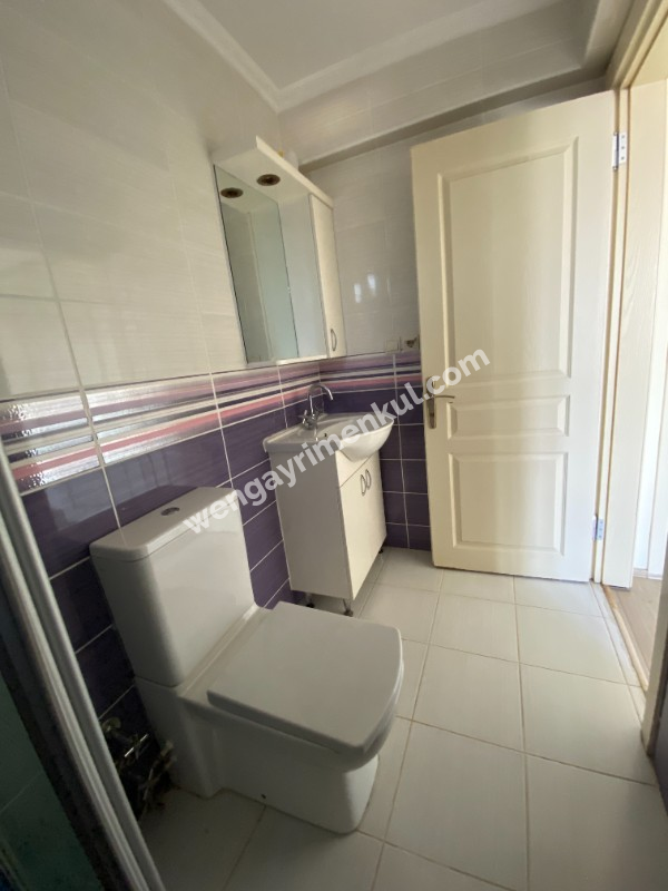 KARTAL, PETROL İŞ MH - YAKUTLAR SİTESİ , 3 + 1, NET 120 M², ELEKTRİKLİ ARAÇ ŞARJ İSTASYONLU KİRALIK DAİRE