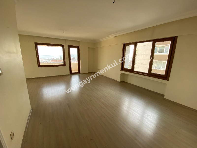 KARTAL, PETROL İŞ MH - YAKUTLAR SİTESİ , 3 + 1, NET 120 M², ELEKTRİKLİ ARAÇ ŞARJ İSTASYONLU KİRALIK DAİRE