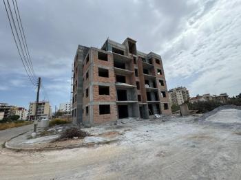 MAĞUSA BÖLGESİNDE MERKEZİ KONUMDA SATILIK YENİ SIFIR 2+1 DAİRE