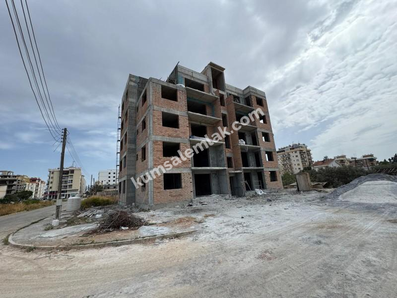 MAĞUSA BÖLGESİNDE MERKEZİ KONUMDA SATILIK YENİ SIFIR 2+1 DAİRE