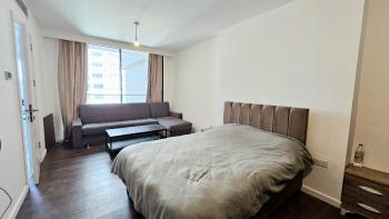 KKTC, İskele'de Muhteşem 5 Yıldızlı Otel ve Casino içerisinde, B Blok'ta 12 Kat, Büyük Balkonlu, Masrafsız, Satılık 1+1 Daire.