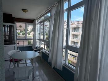 EMLAK HABERCİSİ' NDEN MUDANYA GÜZELYALI YALI MAH'DE SAHİLE 100 METRE DENİZ GÖRÜR 4.KAT 130 m2 ARA KAT 3+1 DAİRE