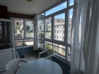 EMLAK HABERCİSİ' NDEN MUDANYA GÜZELYALI YALI MAH'DE SAHİLE 100 METRE DENİZ GÖRÜR 4.KAT 130 m2 ARA KAT 3+1 DAİRE