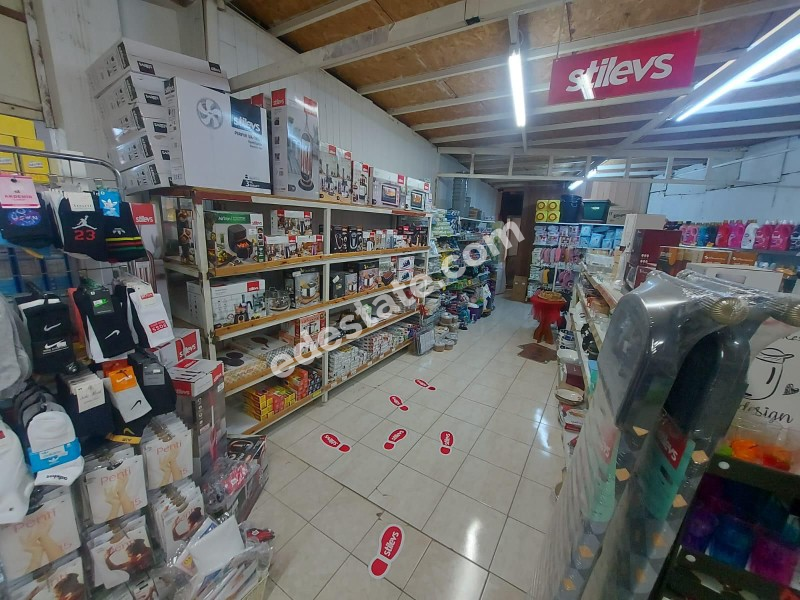 Lefkoşa Hapolat'ta Devren SATILIK MARKET+DEPO+ 2+1 DAİRE