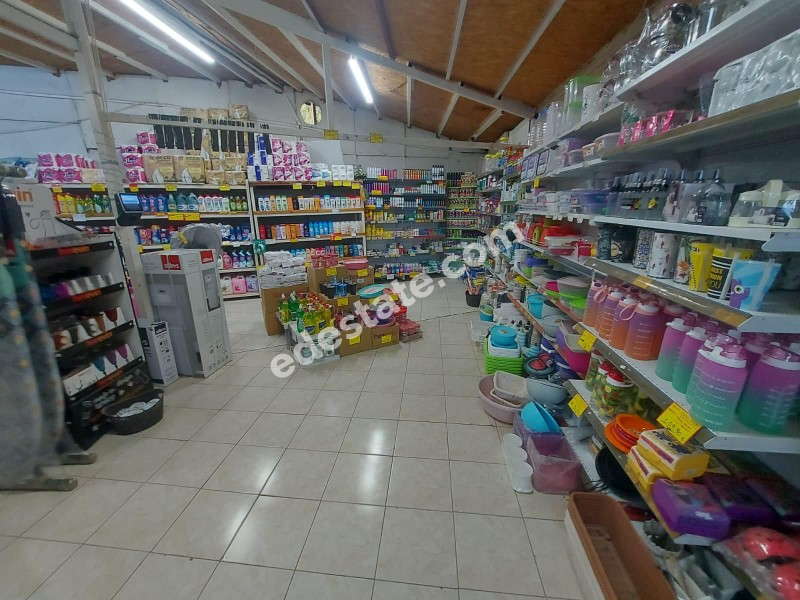 Lefkoşa Hapolat'ta Devren SATILIK MARKET+DEPO+ 2+1 DAİRE