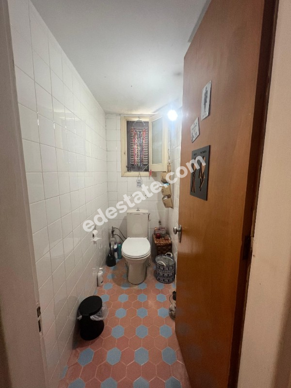 Lefkoşa Hapolat'ta Devren SATILIK MARKET+DEPO+ 2+1 DAİRE