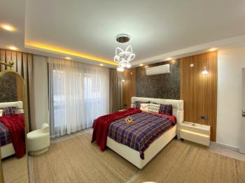 Didim Altınkumda Satılık 4+1 Eşyalı Villa