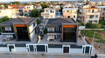 Didim Altınkumda Satılık 4+1 Eşyalı Villa
