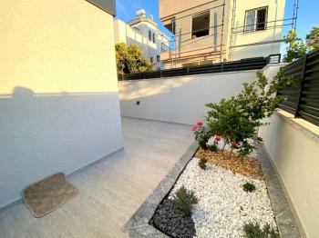 Didim Altınkumda Satılık 4+1 Eşyalı Villa