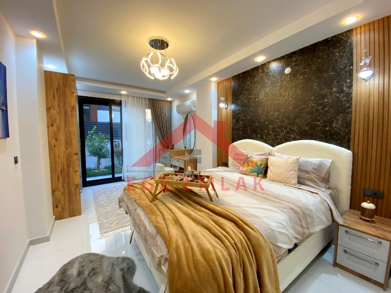 Didim Altınkumda Satılık 4+1 Eşyalı Villa