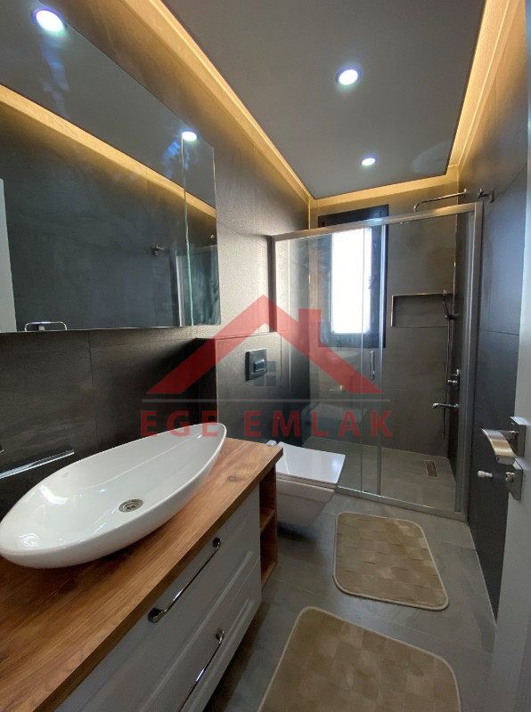 Didim Altınkumda Satılık 4+1 Eşyalı Villa