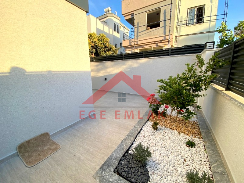 Didim Altınkumda Satılık 4+1 Eşyalı Villa