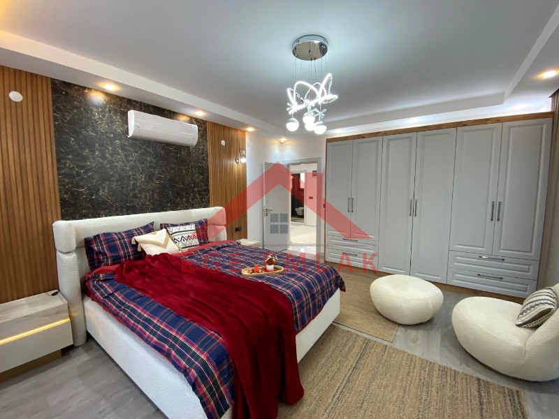 Didim Altınkumda Satılık 4+1 Eşyalı Villa