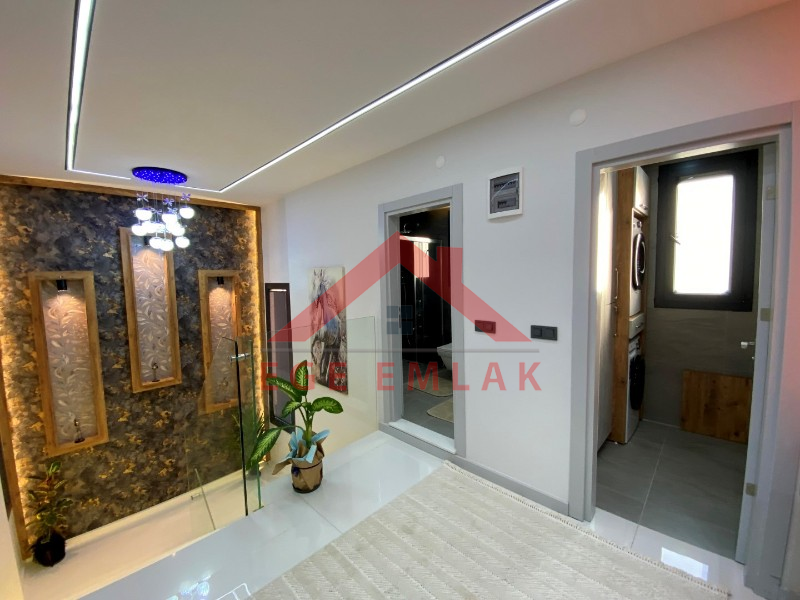 Didim Altınkumda Satılık 4+1 Eşyalı Villa