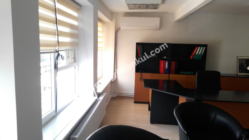 Kızıltoprak Bağdat Caddesi Üzerinde 118 m2 Satılık Eşyalı Ofis