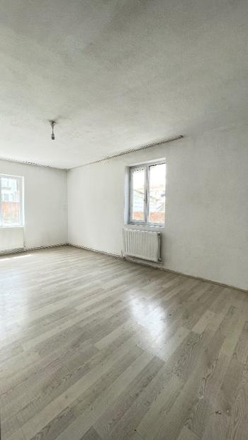 Güvenay - Çorum Kapaklı Ebubekir Camii Karşısı Satılık 2+1 Daire 