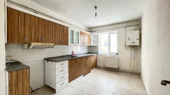 Güvenay - Çorum Kapaklı Ebubekir Camii Karşısı Satılık 2+1 Daire 