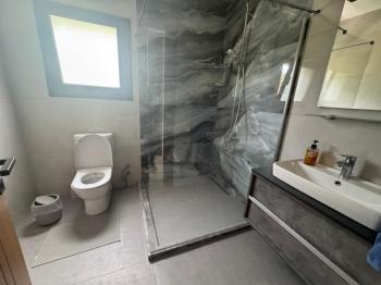Girne Ilgaz'da Muhteşem Deniz – Dağ Manzaralı Ultra Lüks Özel Kalem Villa !