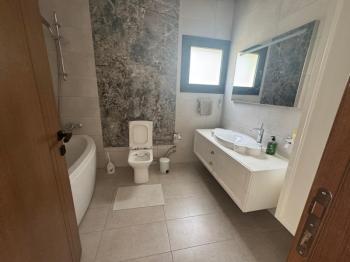 Girne Ilgaz'da Muhteşem Deniz – Dağ Manzaralı Ultra Lüks Özel Kalem Villa !