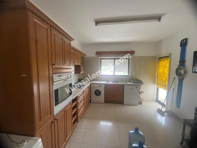 LEFKOŞA KÜÇÜK KAYMAKLI BÖLGESİNDE KİRALIK 3+1 EŞYASIZ DAİRE 