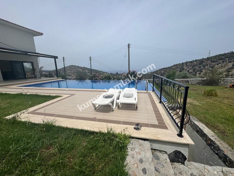 Girne Ilgaz'da Muhteşem Deniz – Dağ Manzaralı Ultra Lüks Özel Kalem Villa !