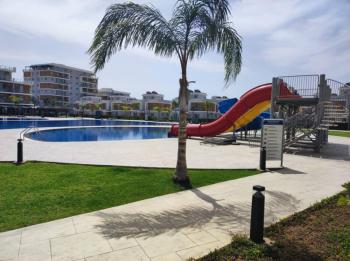 KKTC, Iskelede Muhteşem Yaşam Tarzı bir Site Içeresinde Taşınmaya Hazır Satılık 1+0 Daire