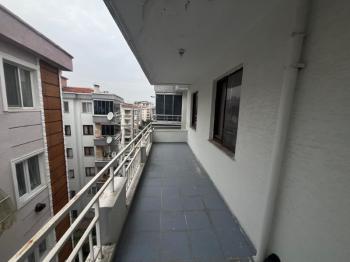 EMLAK HABERCİSİ' NDEN MUDANYA GÜZELYALI YALI MAHALLESİ'NDE DENİZE YAKIN OTOPARKLI SİTEDE ASANSÖRLÜ 5.KAT 2+1 