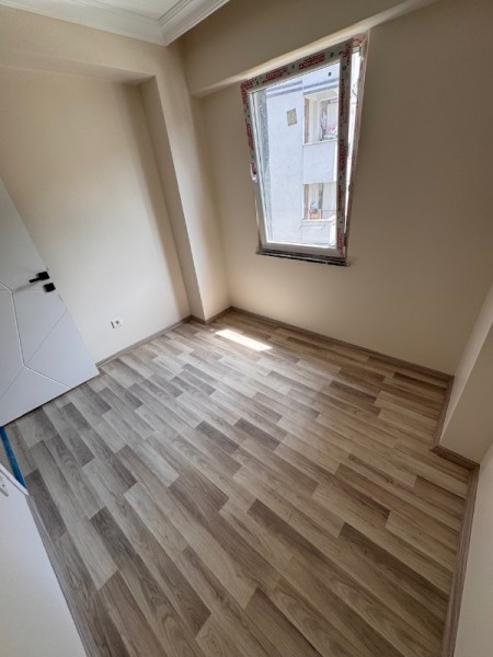 Güzeltepe'de Metroya Yakın, Sıfır 2+1 Daire – Asansörlü, Balkonlu, Kapalı Mutfaklı