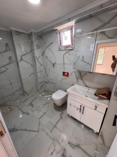 Güzeltepe'de Metroya Yakın, Sıfır 2+1 Daire – Asansörlü, Balkonlu, Kapalı Mutfaklı